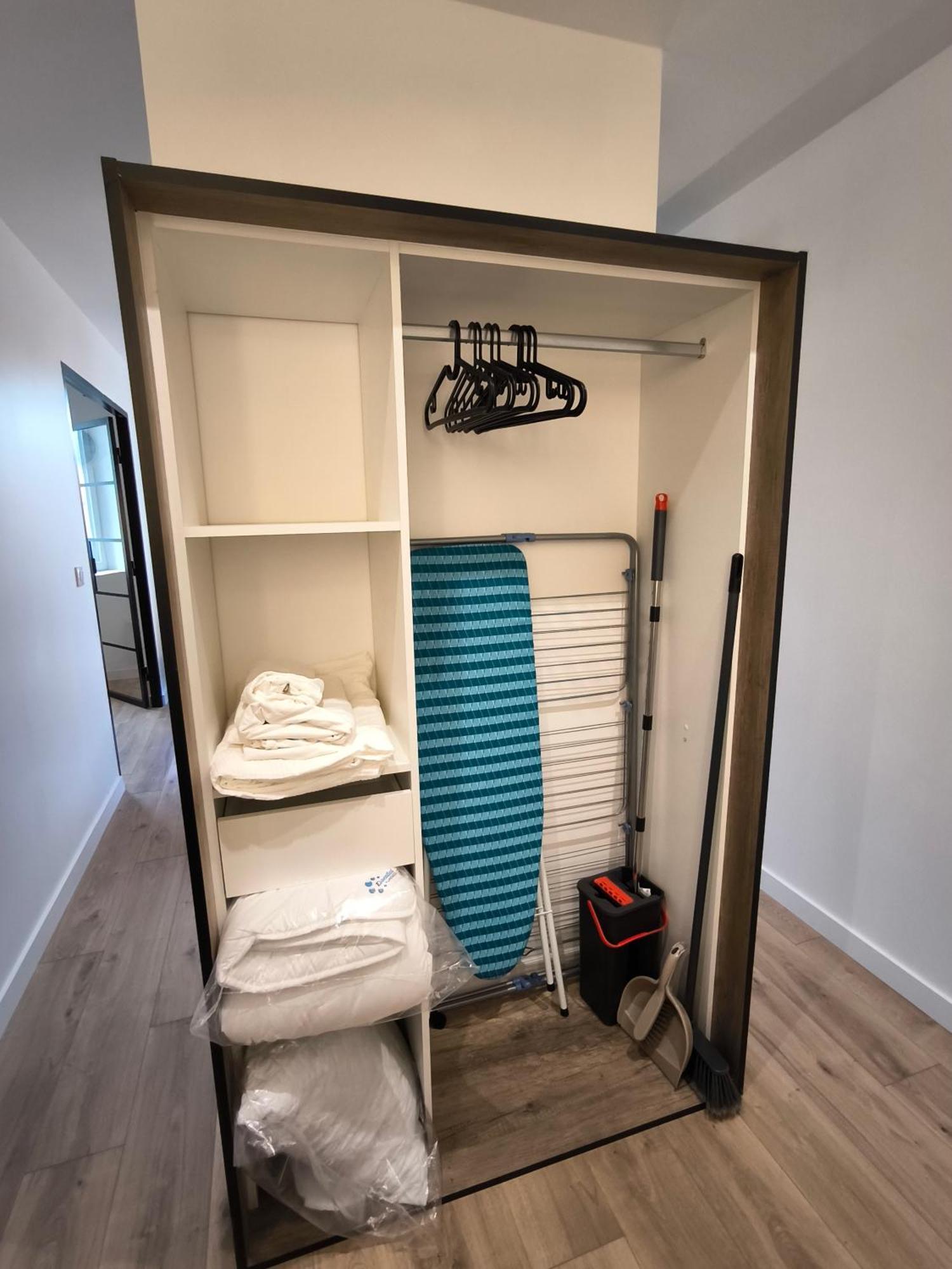 Sublime T2 En Plein Centre Climatise Apartment Montelimar Luaran gambar