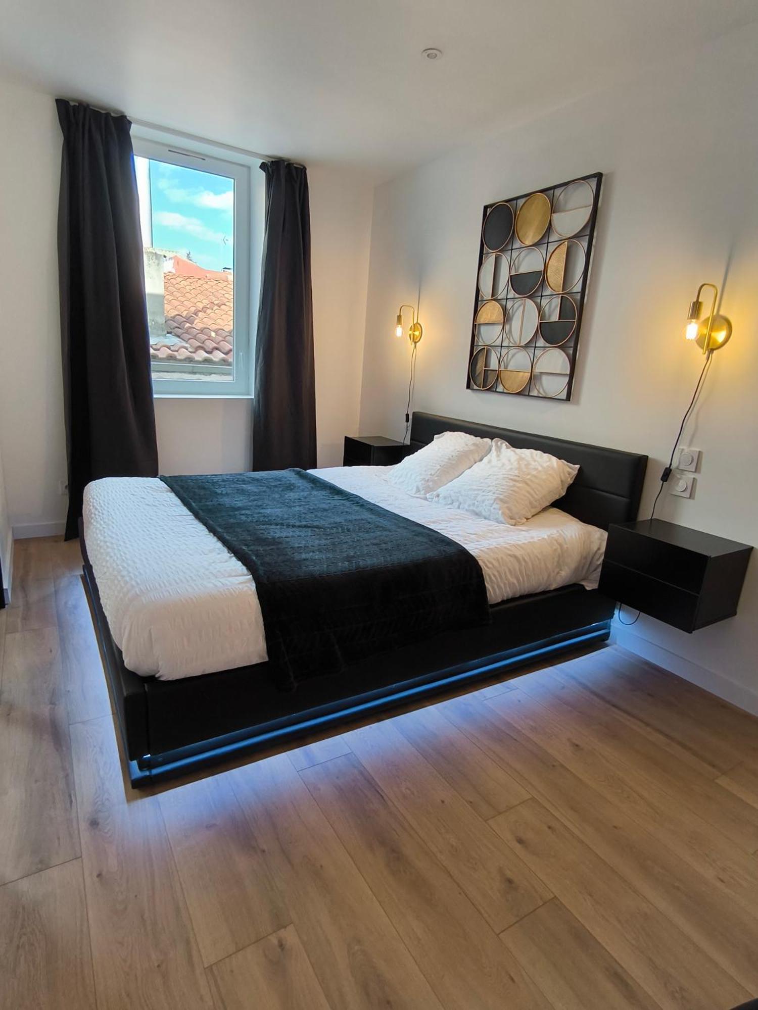 Sublime T2 En Plein Centre Climatise Apartment Montelimar Luaran gambar